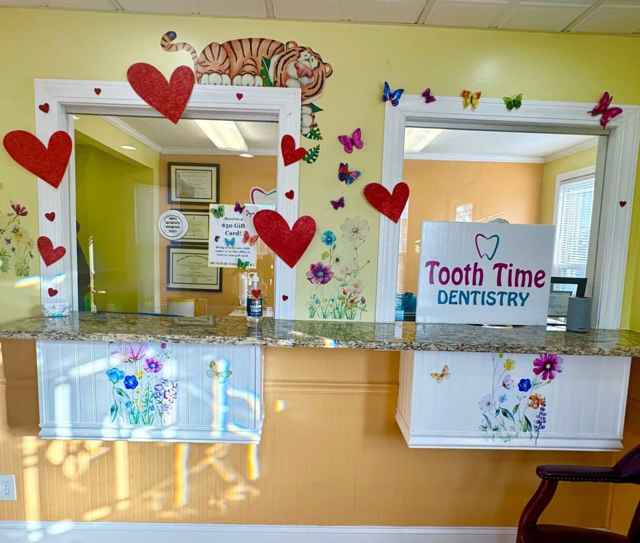 Parent and child at Tooth Time Dentistry in Hartford CT